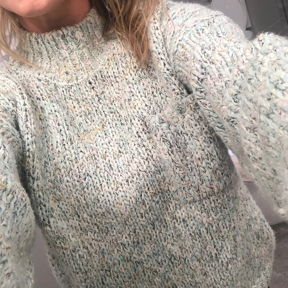 Sold-Amazing Vintage mock neck knit sweater - Picture 5 of 6
